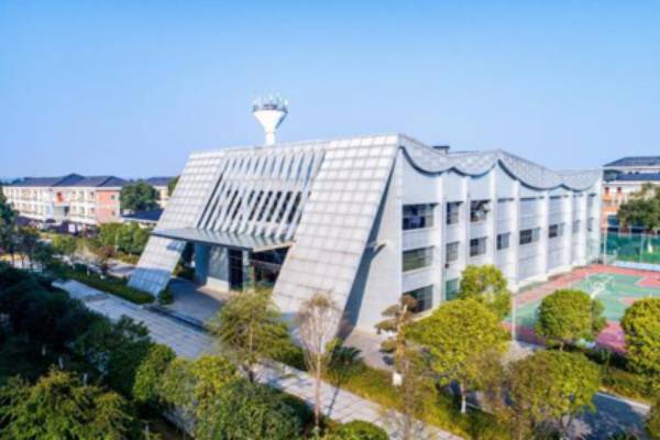 千龍湖研學(xué)實(shí)踐教育基地